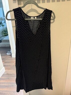 GAP Black Sleeveless Mini Dress with Small White Diamond Print